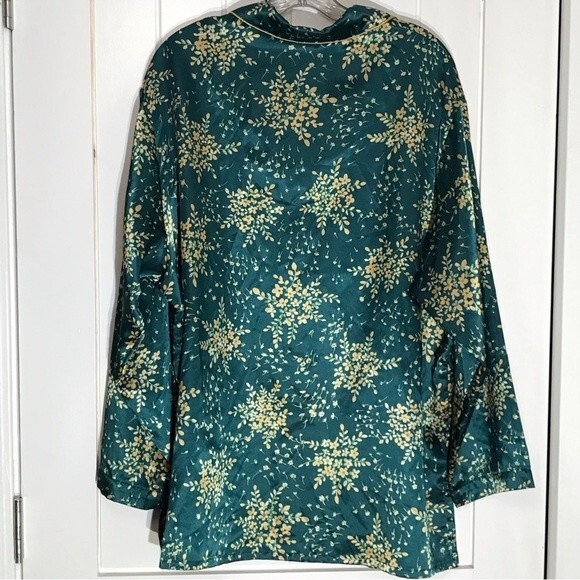 Gilligan & O'Malley Silky Collared Button Front Loungewear Pajama Top Green Gold - Picture 7 of 8